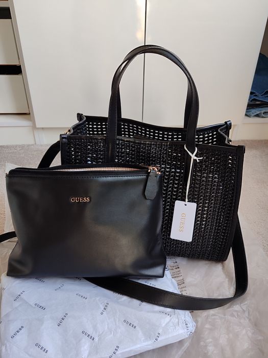 Нова  чанта Guess Brigitta и несесер