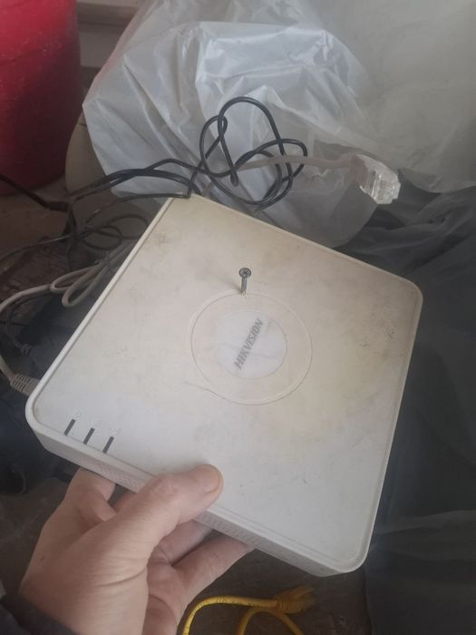 Kuzatuv kamera komplekt sotiladi