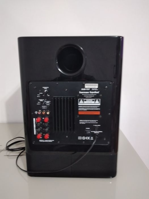 Vând subwoofer Harman kardon ts 7
