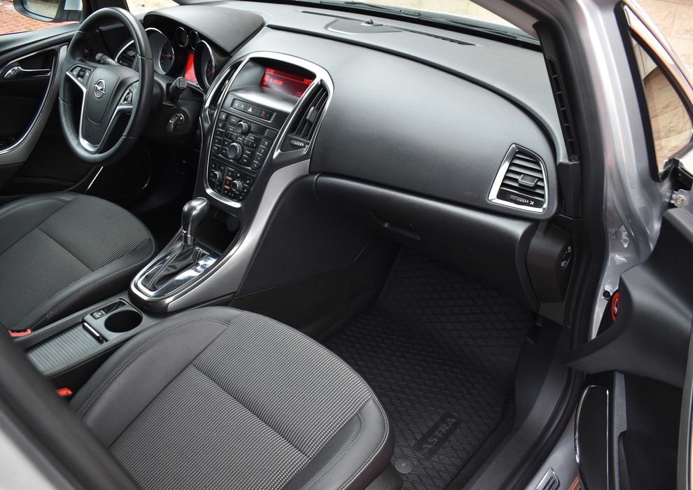 Opel Astra ~ cutie automata ~ motor clasic ~ 1.6 benzina