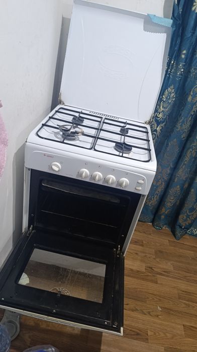 Газовый плита хорошим состояние