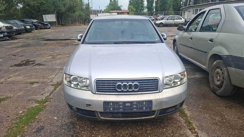 Dezmembrez AUDI A4 B6 - 2.0 Benzina Din 2002 - ALT