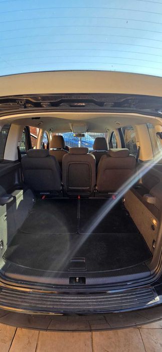 VW Touran 1.6 TDI, 103 CP, Automat, 7 locuri