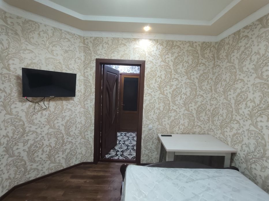 Srochna vagzalda 2 xonali uy ijoraga beriladi