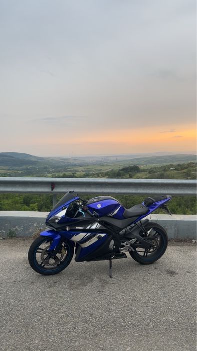 Yamaha yzf r125