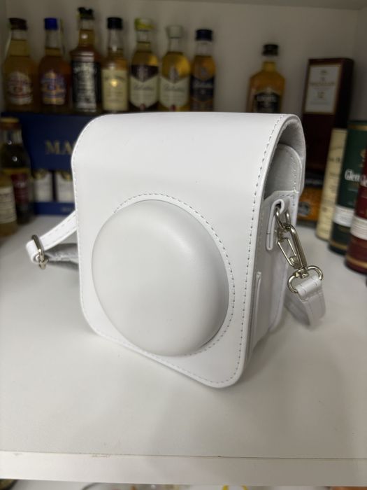 Fujifilm Instax mini 12 белый