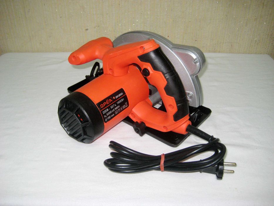 Циркулярный пила Орёл диск 185мм 1600w новым состоянии!