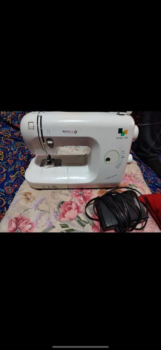 Тикув машинаси яхши холатда