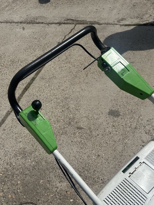 Бензинова самоходна косачка Viking 505 e