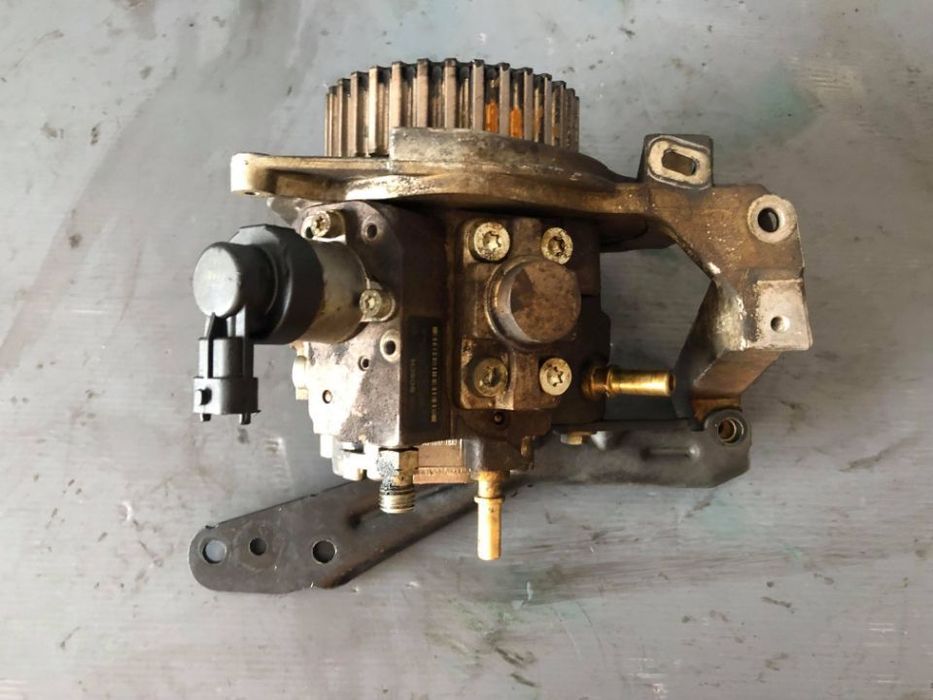 pompa inalta presiune ford focus 2 1.6 tdci
