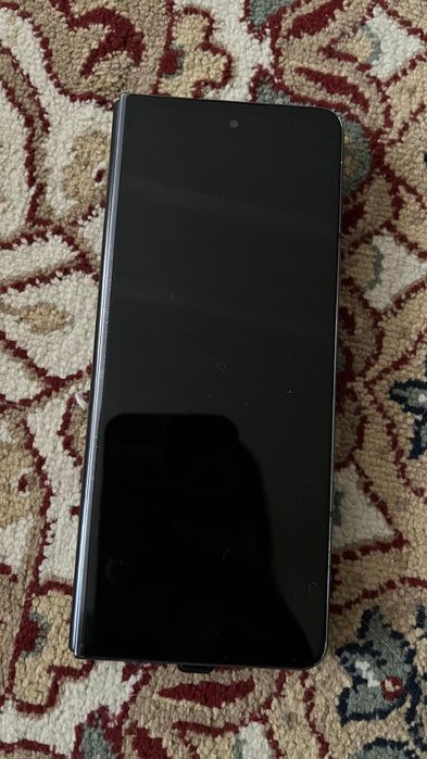 Samsung Z Fold 5,  обмен не интересует