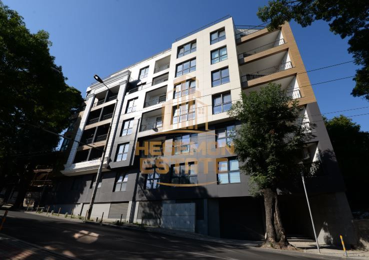 2-стаен в Варна-Център площ 144 цена 220000