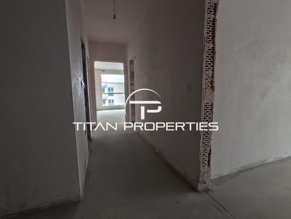 Продава се Четиристаен апартамент в Пловдив, Южен - 134 кв.м за 666 €/кв.м - Снимка #8