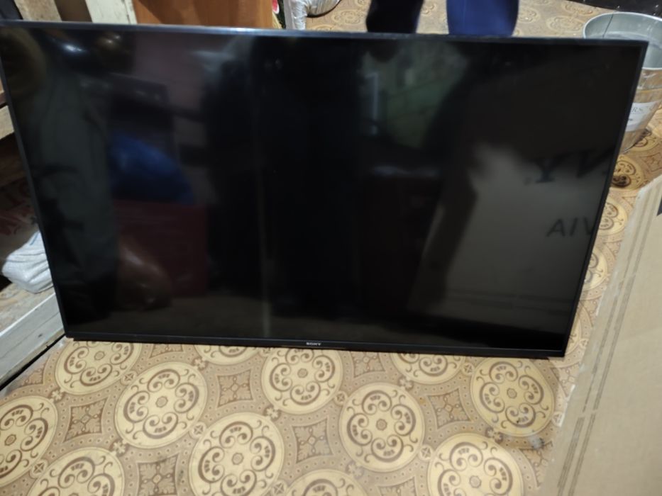 Телевизор Sony bravia 49'