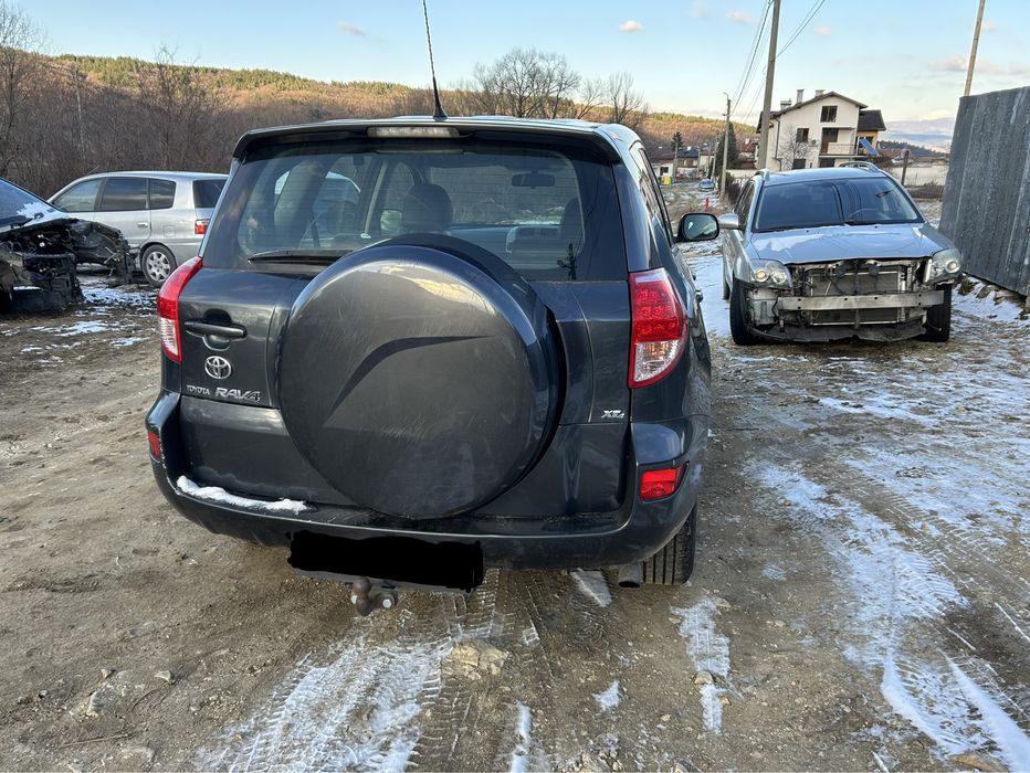 Тойота Рав4 Toyota Rav4 2.2 d4d 136 кс На части