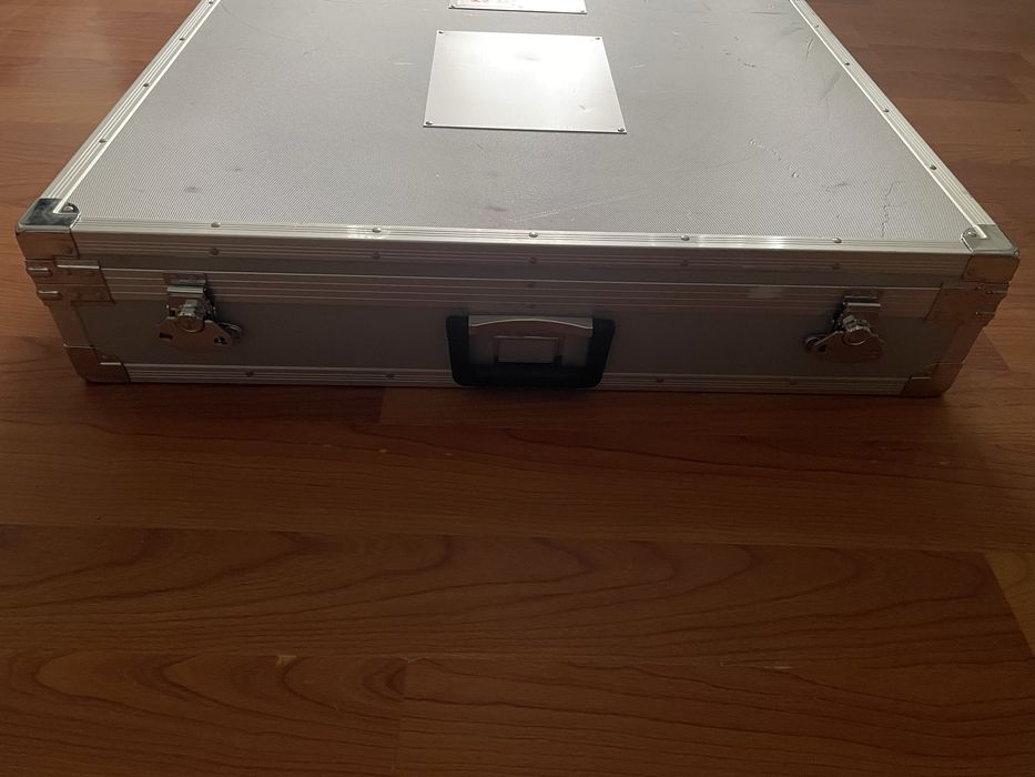 Case/geanta aluminiu