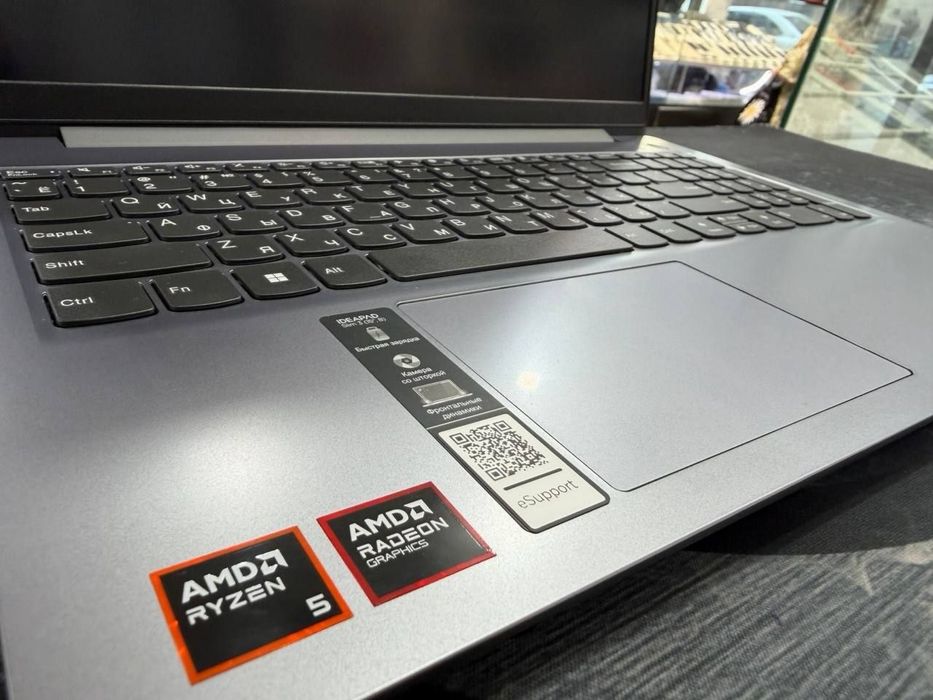 Lenovo Ideapad Slim3