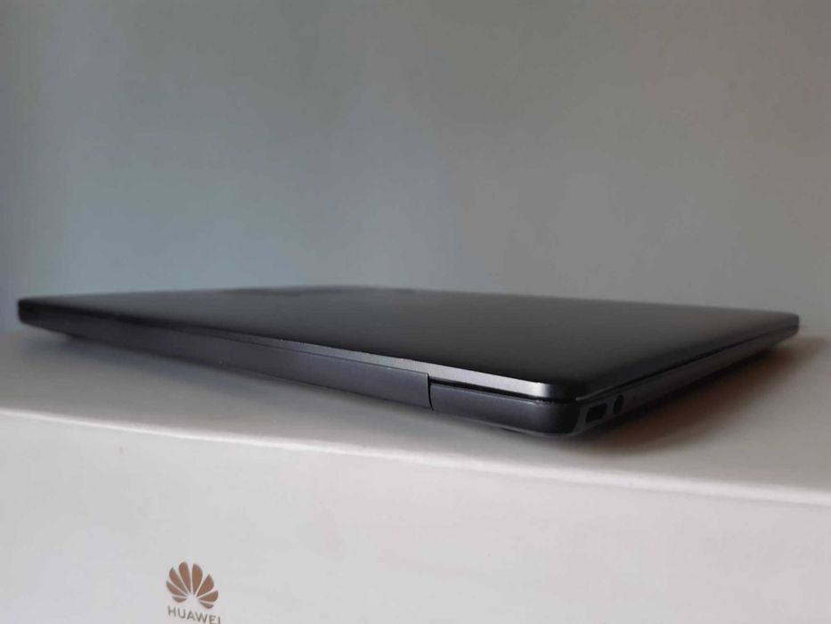 Huawei MateBook 13 2020, Ryzen 7 3700U