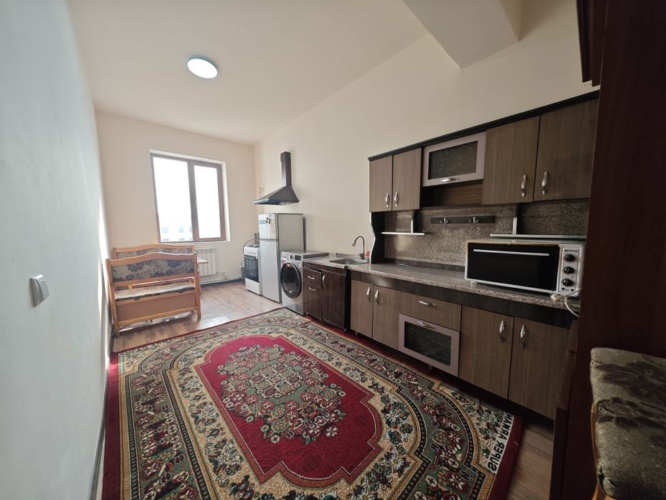 2 хонали квартира сотилади. Девонабой Масжиди олдида