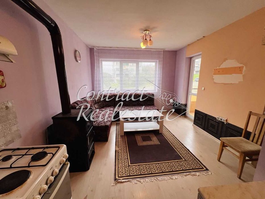 Дава се под наем Двустаен апартамент в Варна, Център - 50 кв.м за 255 € - Снимка #1