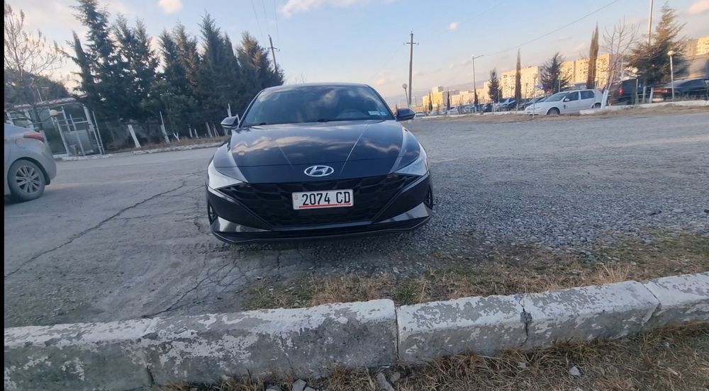 Хундай элантра 2020года