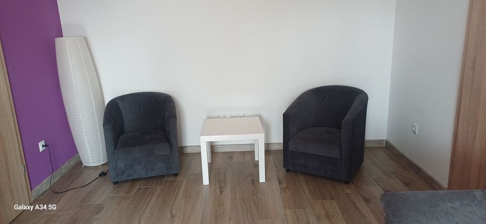 închiriez  apartament  2 camere