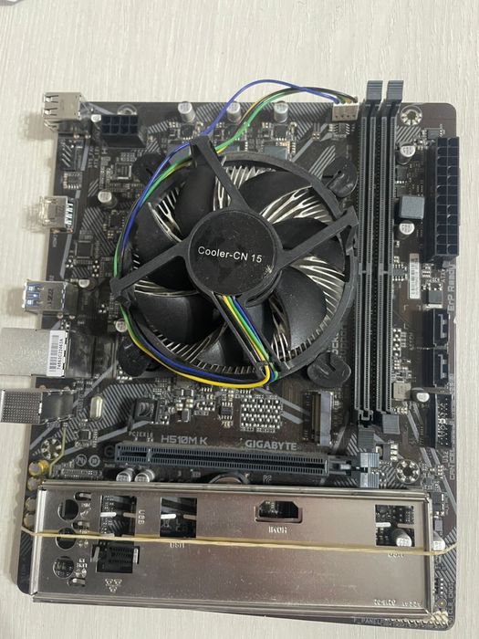 Мат плата с процессором i5 10400f