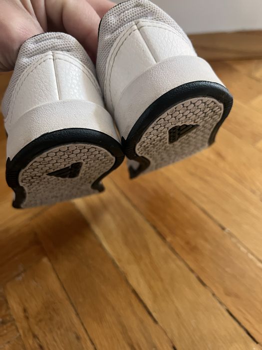 Маратонки Adidas