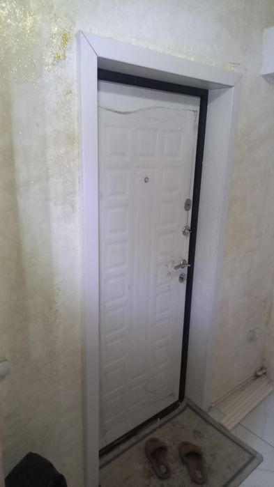 Установка дверных доборов