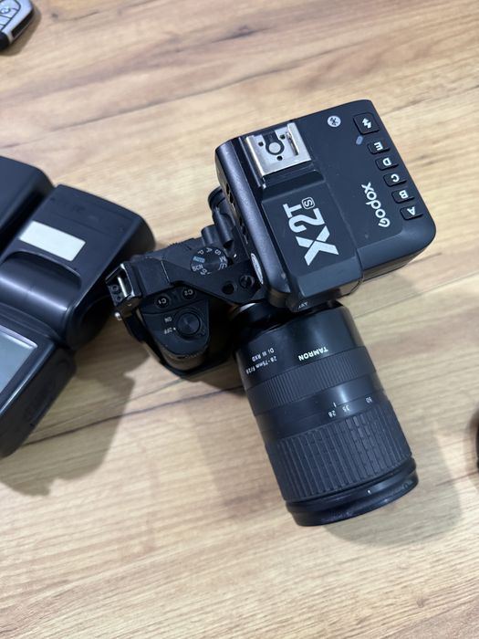 Sony a7 III bundle ( obiectiv tamron 28-75 , stative + blitz godox , trepied )