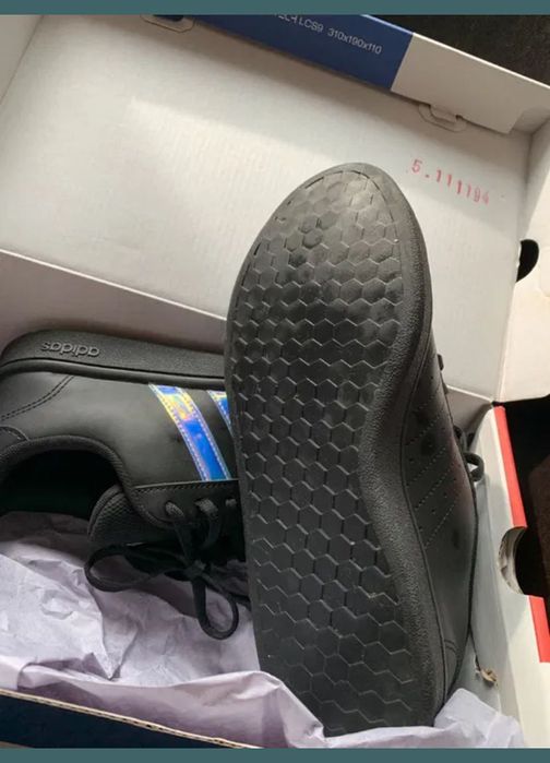 Pantofi sport de firmă