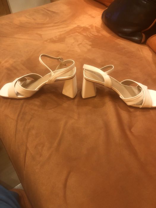 Дамски обувки на известната марка Paolo Bocheli