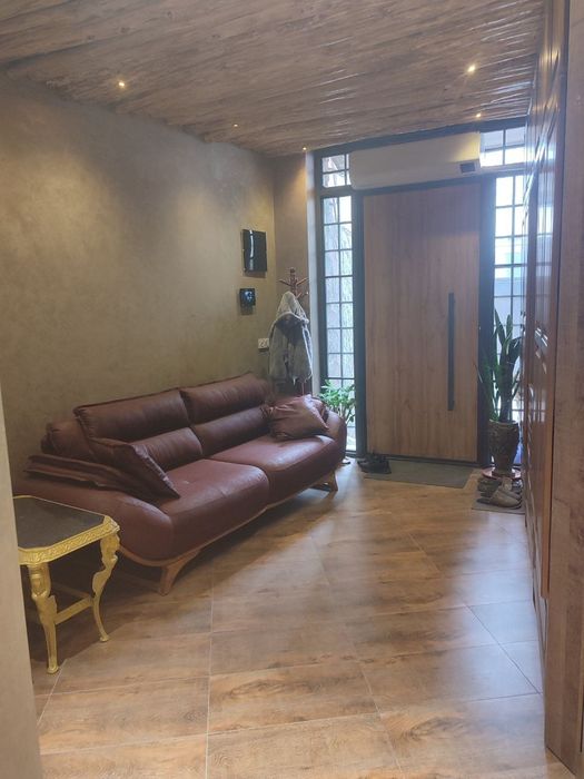 1.Бадамзар коттедж- 1 сотка,