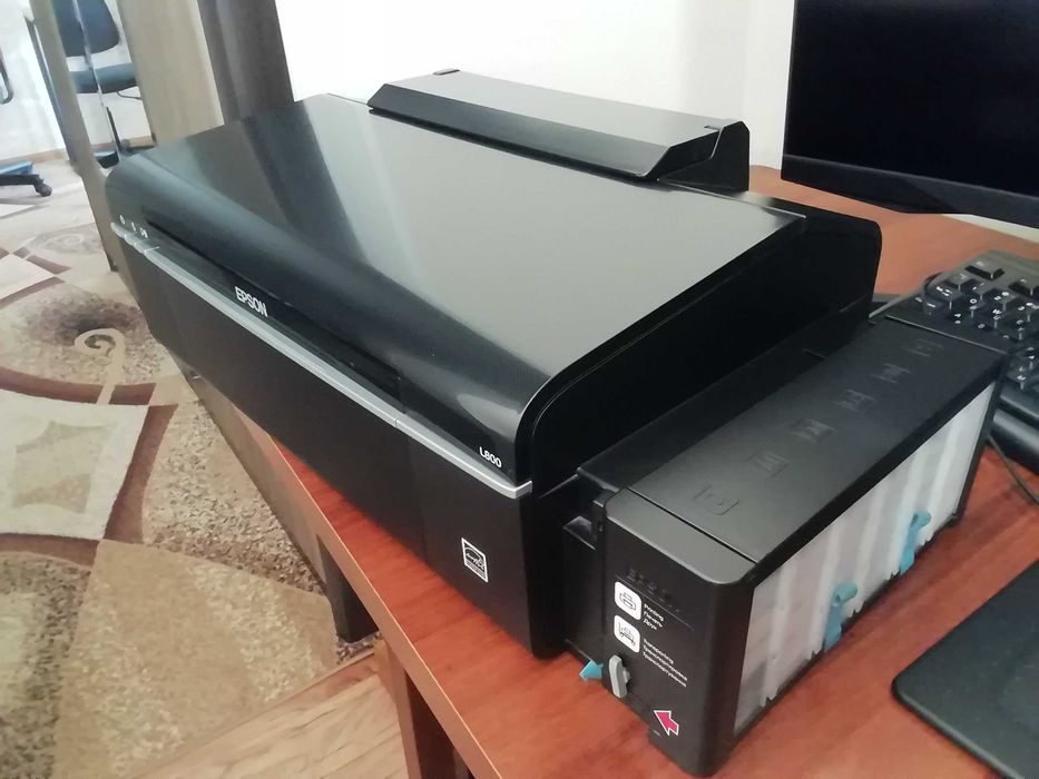 Принтер цветной Epson L800