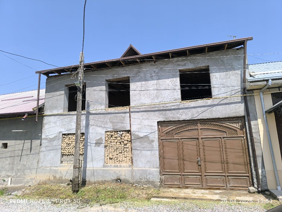 Uchqahramonda uchaska sotiladi