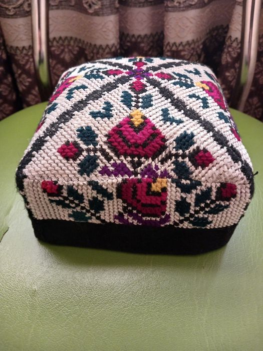 Продаётся! Тюбетейка для девушек