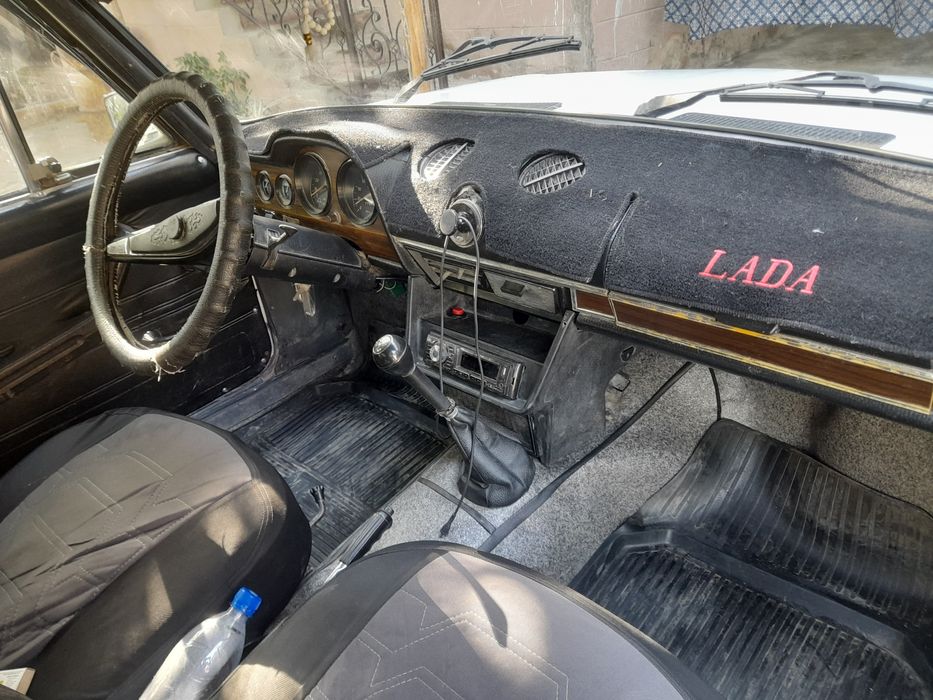 Машина сотилади Ваз2103