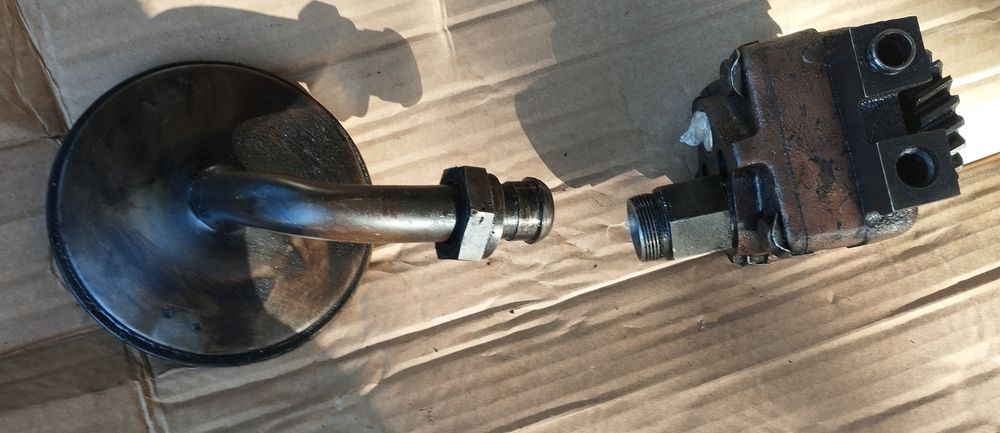 Маслен Помпа за Зетор Трактор  5211 - 6211 - 6245 - 7211 - 7245 - 7745