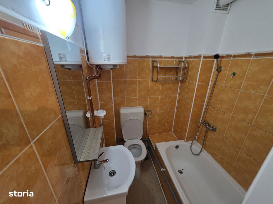 Proprietar inchiriez garsoniera zona Lipovei ,aproape de Iulius Town
