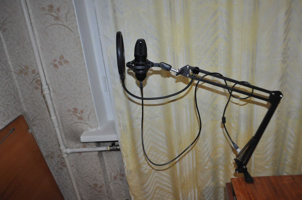 Микрофон с комплектом