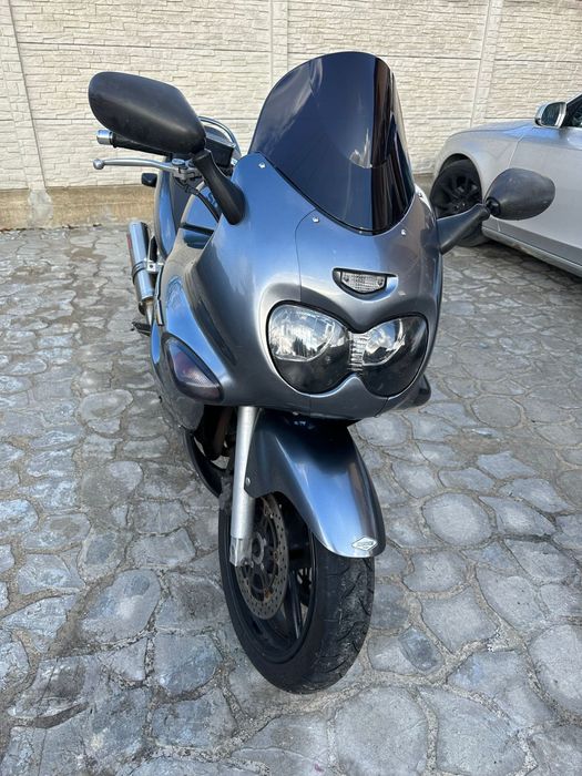 Suzuki gsxf750 2002