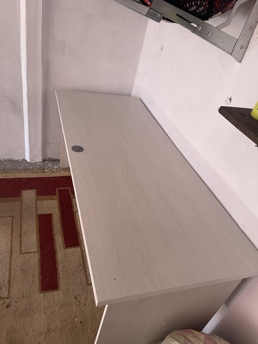 Продам офисный стол