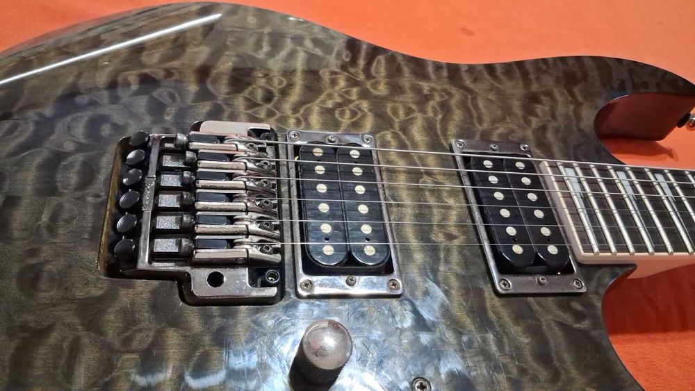 Електрическа китара Ibanez RG 320 floyd rose