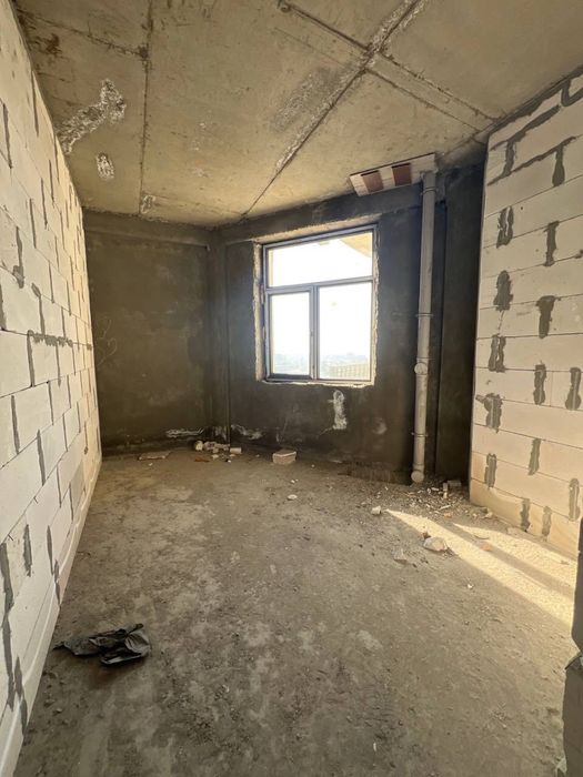 Срочно квартира в новос дилом комплексе Euro House