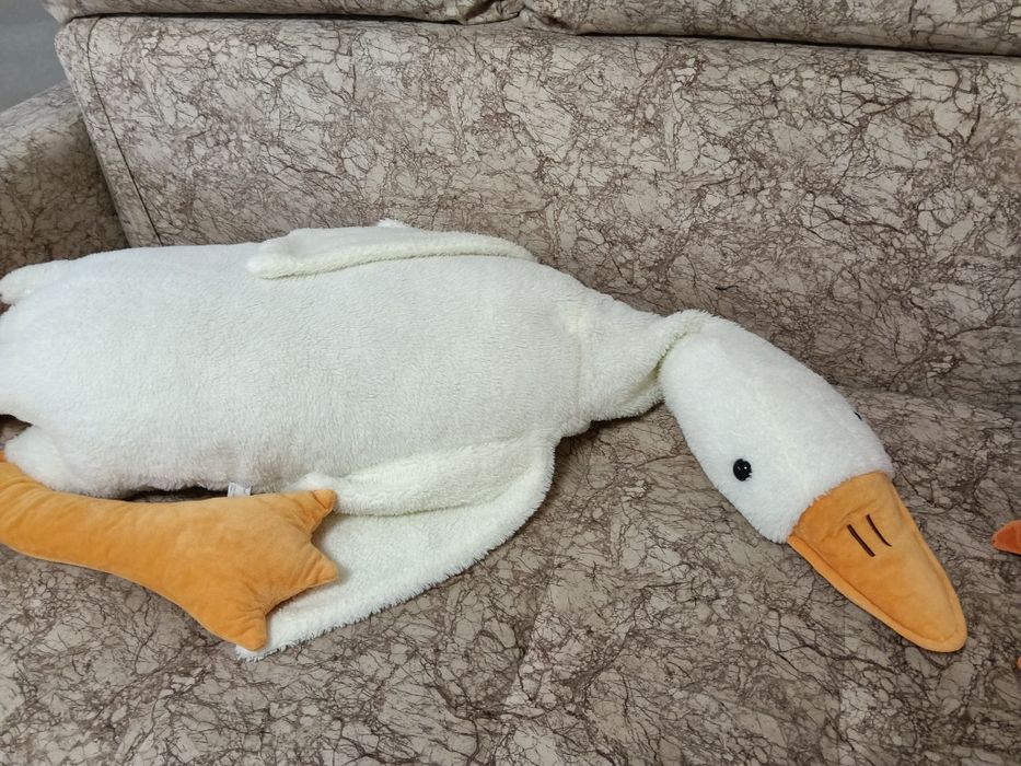 Игрушка мягкая. Гусь большая