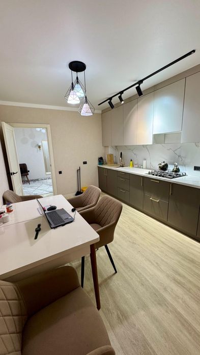 Продаю квартиру в хорошем районе!