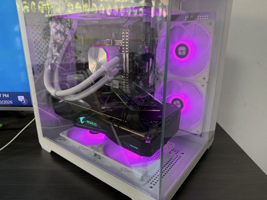 Vand Schimb Pc gaming i5 10500 32 Ram RTX 2060 Super  8Gb SSD 750Gb 2 ani Gara