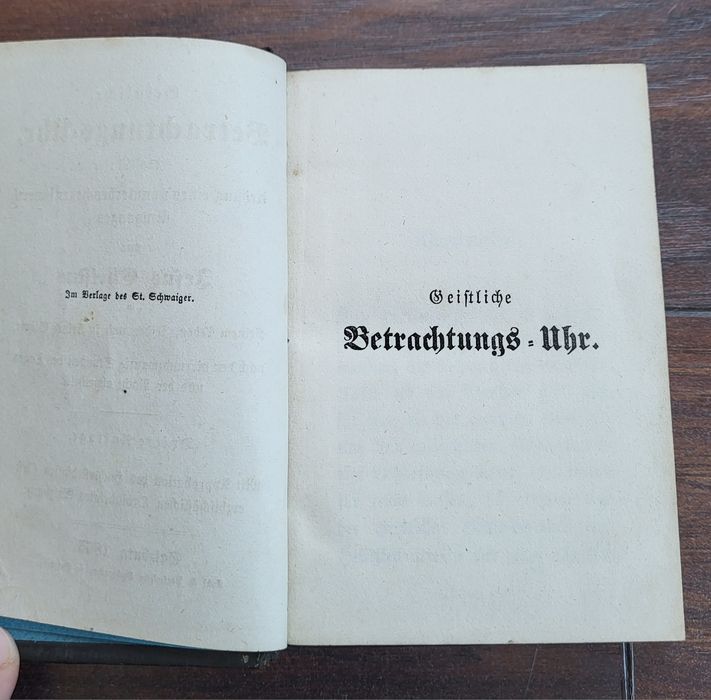 Carte de rugăciuni veche, scrisă în limba germană cu caractere gotice, datând din 1865