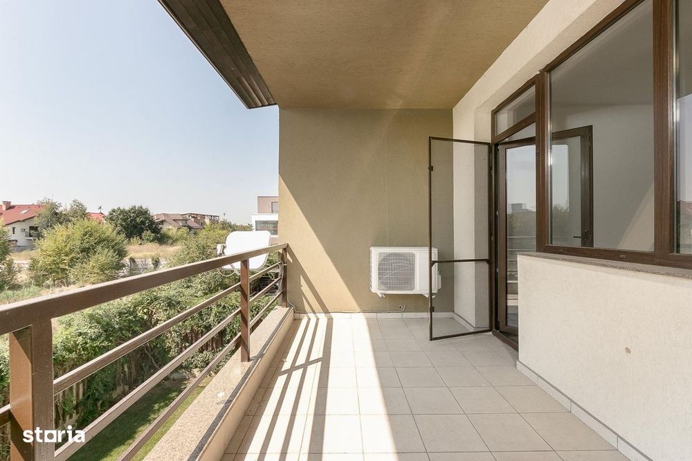 Vilă exclusiv rezidențială, Cortina Residence