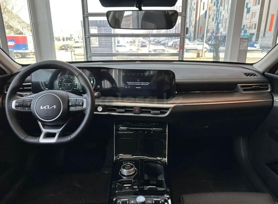 Продам  машину KIA K5